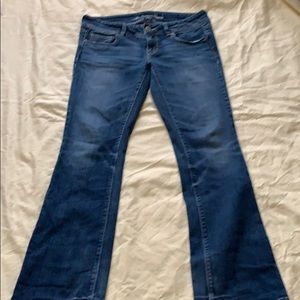 AMERICAN EAGLE BLUE JEANS SIZE 10-inseam 30
